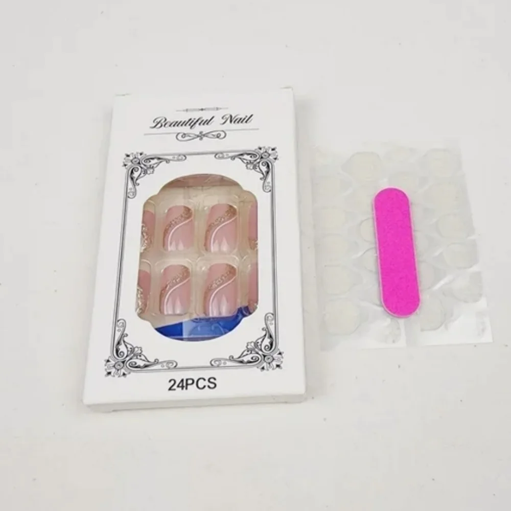 24 Pieces Fake Press On Nails